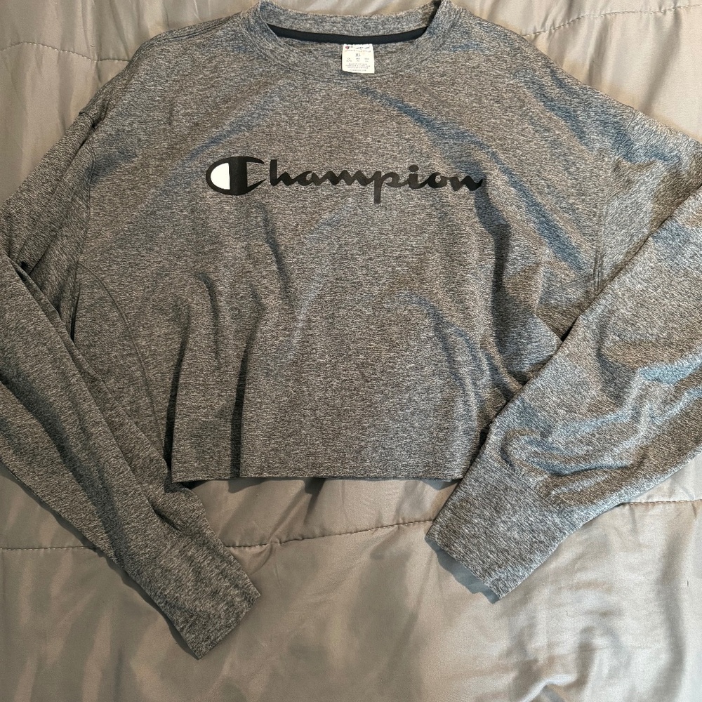 Cropped long sleeve